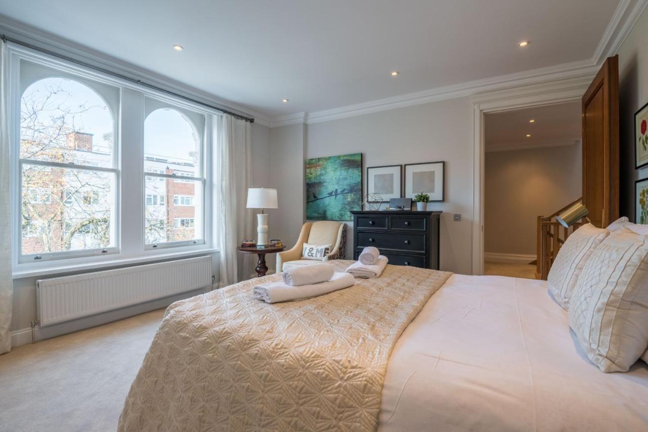 Breathtaking Putney Home With Gorgeous Garden Richmond  Exteriör bild