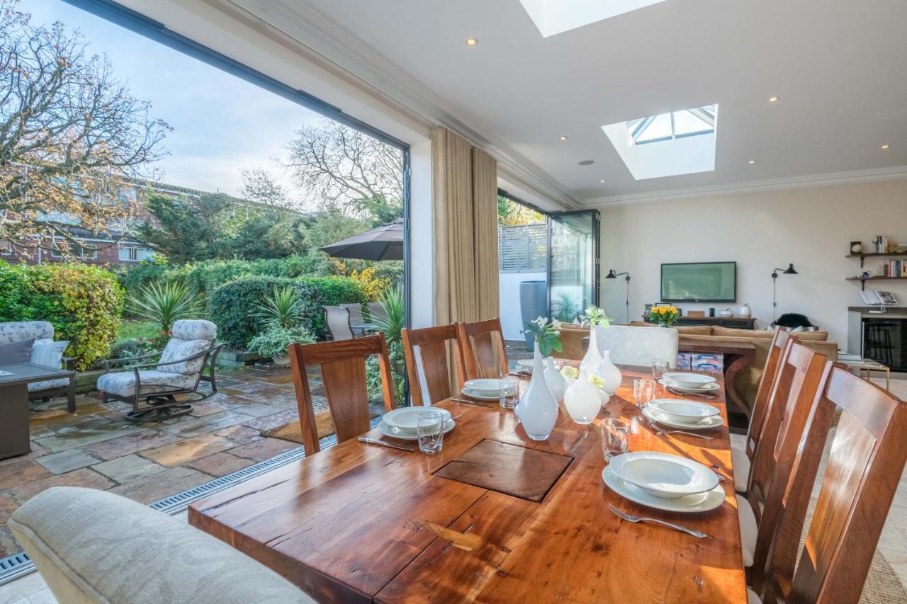 Breathtaking Putney Home With Gorgeous Garden Richmond  Exteriör bild